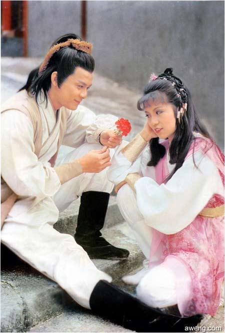 郭靖为何没有跟华筝日久生情而是爱上了素昧平生的黄蓉